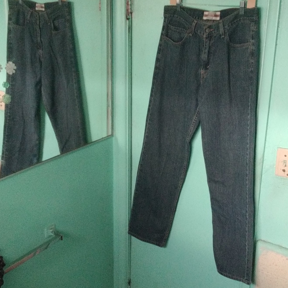 Levi's Signature Relaxed Straight Jeans